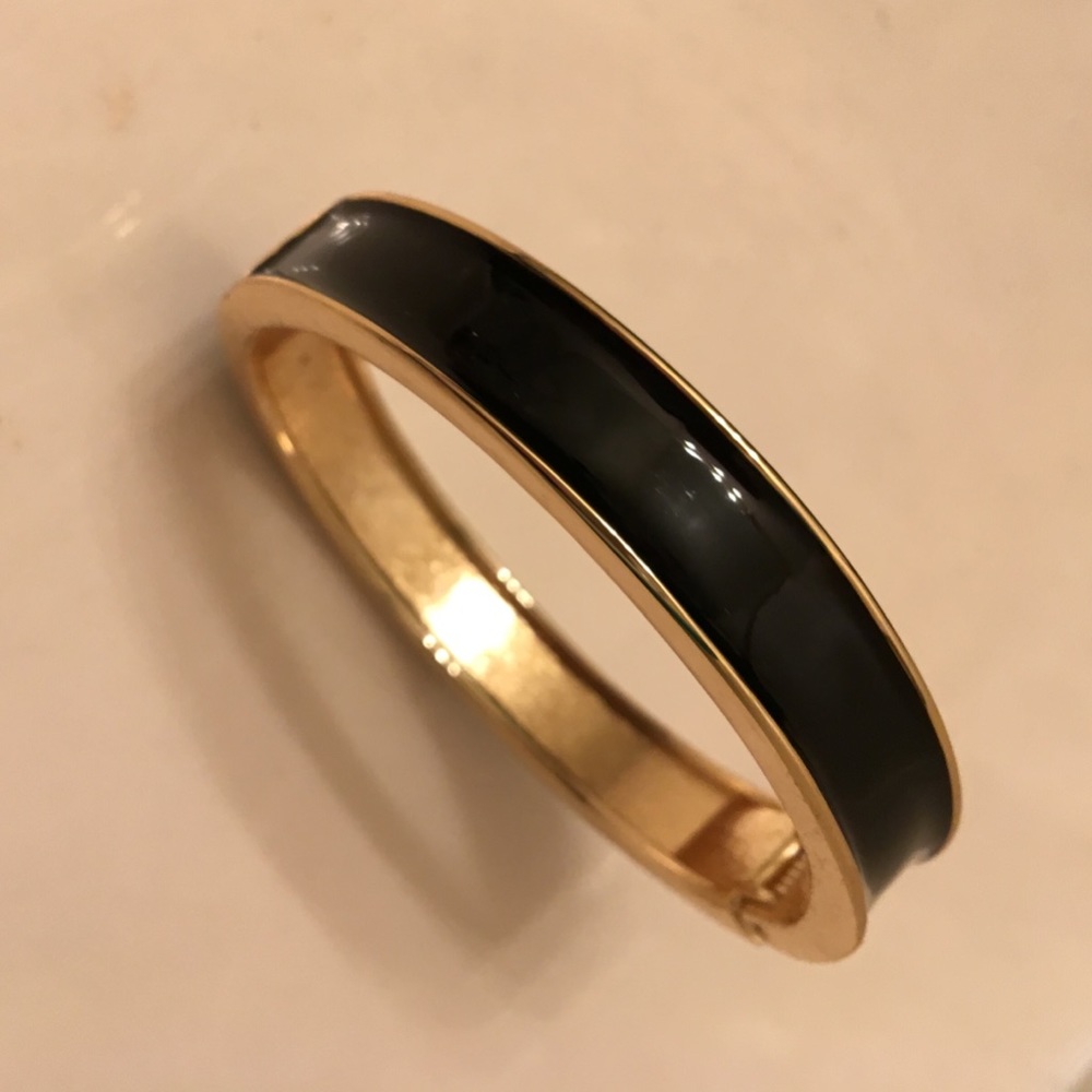 Black and gold hinge bracelet